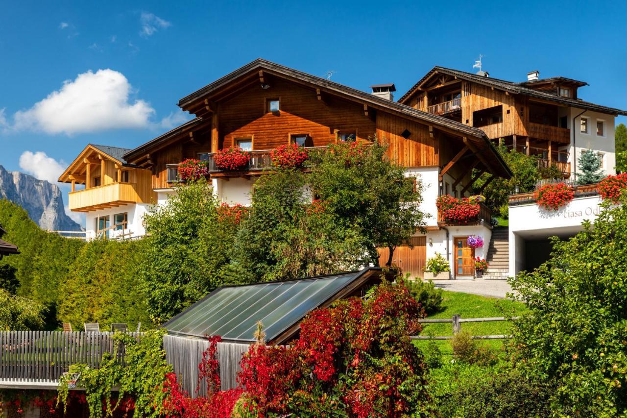 Ferienwohnung Ciasa Odlana St. Kassian Exterior foto
